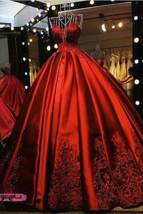 لباس شب بلند قرمز رنگ