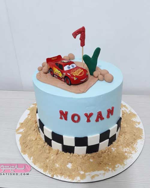 عکس کیک تولد پسرانه با طرح ماشین