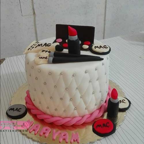 کیک تولد دخترانه با طرحی زیبا و جالب 