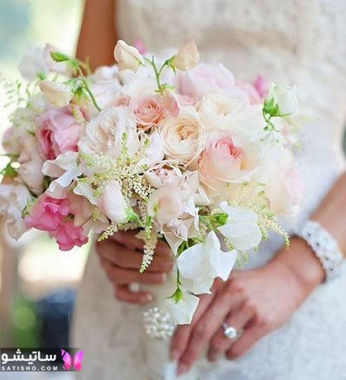 دسته گل خاص و کلاسیک عروس