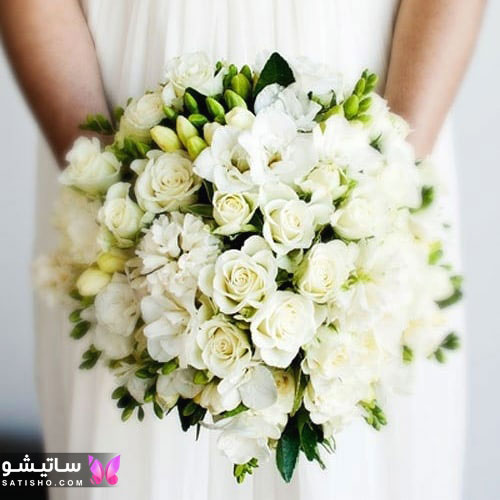 شیک ترین دسته گل عروس سفید با گل های ریز