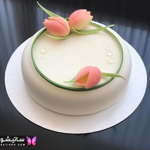 تزیین کیک عروسی با گل طبیعی