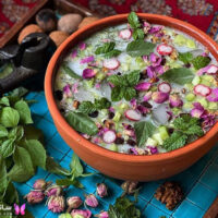 تزیین آب دوغ خیار
