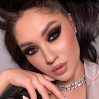 آرایش چشم با سرمه